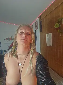 cosmicuddler online show from June 2026 12:30:01 AM