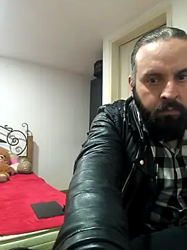 erikthor online show from May 2026 04:50:01 AM