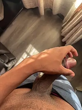 Freakstarza online show from April 2026 10:53:02 AM