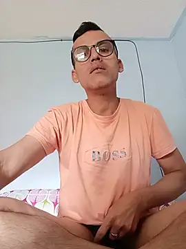 Snapshot of jairo43 chatting on May 2026 04:35:02 PM jairo43 online show from May 2026 04:35:02 PM
