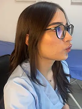 Sweet Milaa1 online show from May 2026 04:23:01 PM