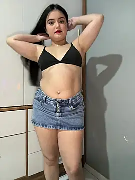 Sofiiaa M online show from July 2026 05:45:02 AM