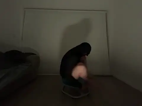 wowkinky1 online show from April 2026 01:21:02 AM