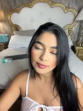 EvasBlazeXXX online show from May 2026 05:27:02 AM