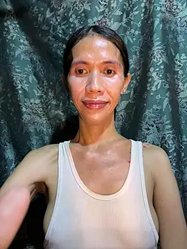 lovelyRAIN143 online show from April 2026 08:04:02 PM