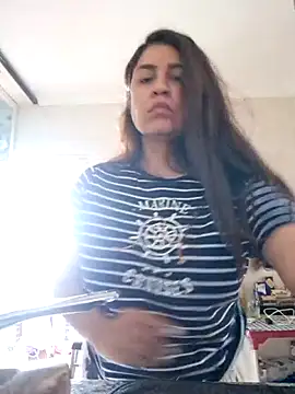 charloteone online show from May 2026 11:48:01 AM