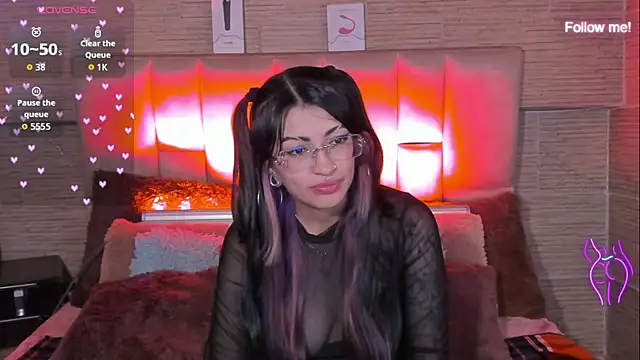 mia smoke  online show from July 2026 07:09:02 AM