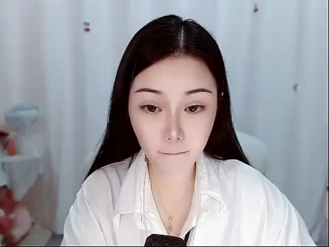 Amy-cnbaby online show from April 2026 12:33:02 PM