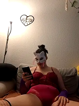 Midnight Feet online show from June 2026 12:15:01 PM