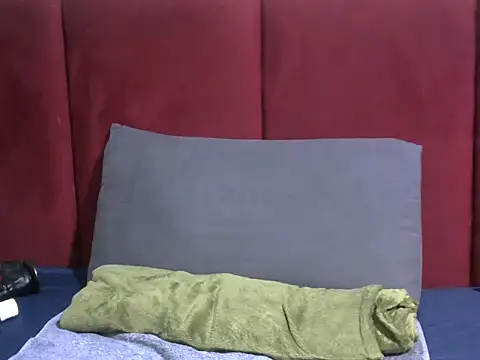 Mel90x online show from April 2026 02:34:02 PM