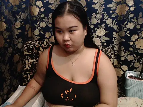 hotchickgirl online show from July 2026 09:01:02 AM