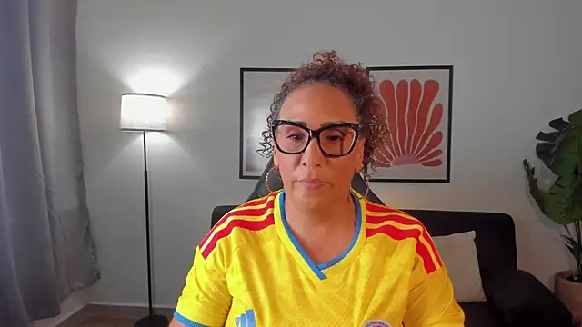 Eva-Millss online show from June 2026 08:55:02 PM