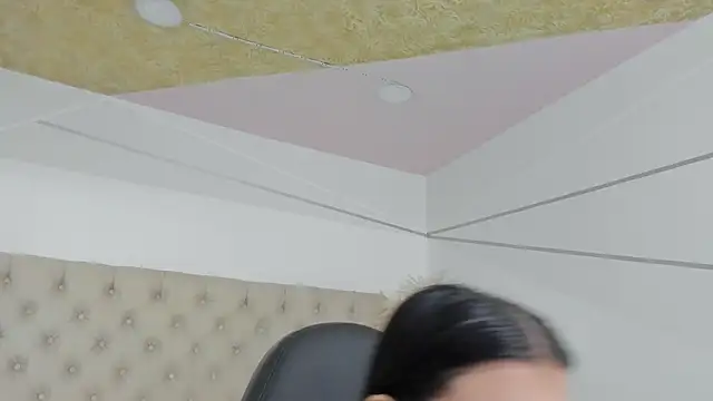 MelCherry online show from May 2026 08:47:01 PM