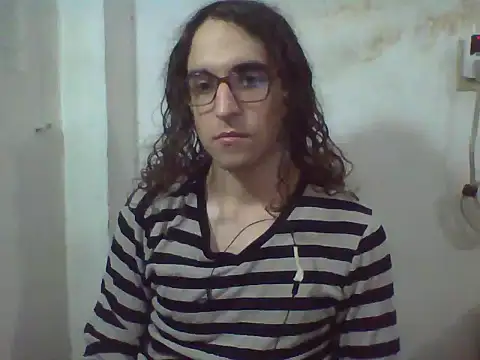LaCuerva online show from May 2026 07:43:01 PM