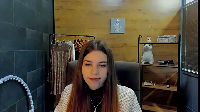 RuthhCox online show from May 2026 09:37:02 AM