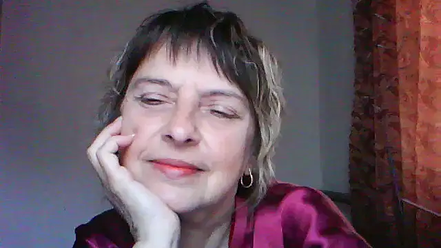 ElizabethGorden online show from May 2026 03:03:01 AM