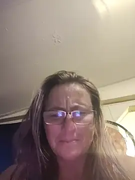 Queenle91 online show from May 2026 11:01:04 PM