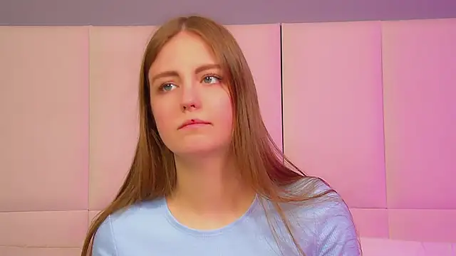 SofiaSarvains online show from May 2026 06:06:01 PM