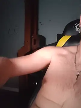 Reeem0 online show from May 2026 09:57:02 PM