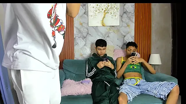Snapshot of TWINKS_BOYSX chatting on July 2026 01:17:01 PM TWINKS BOYSX online show from July 2026 01:17:01 PM