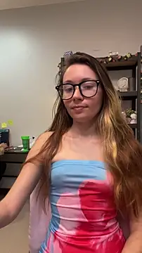 Mini girl do it better online show from June 2026 10:04:01 PM