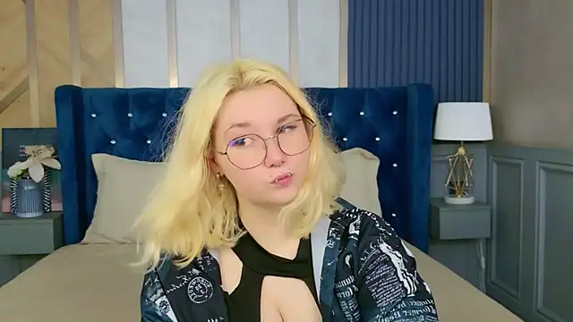 Cassey Well online show from May 2026 03:41:02 PM