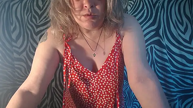 supernipll online show from May 2026 07:38:01 AM