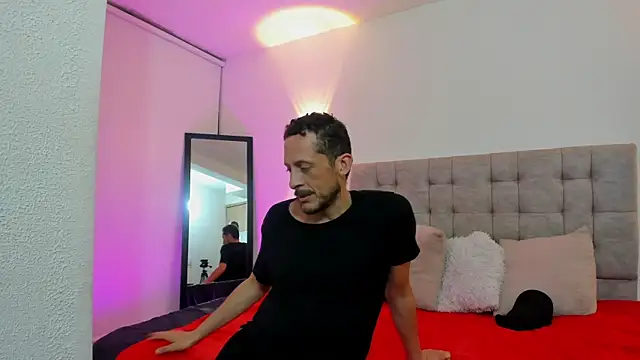 DarkRomanceXXX online show from May 2026 03:48:01 AM