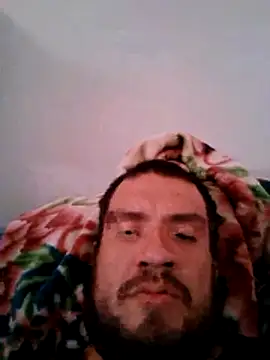 Snapshot of Almircorral2211 chatting on June 2026 03:47:02 AM Almircorral2211 online show from June 2026 03:47:02 AM