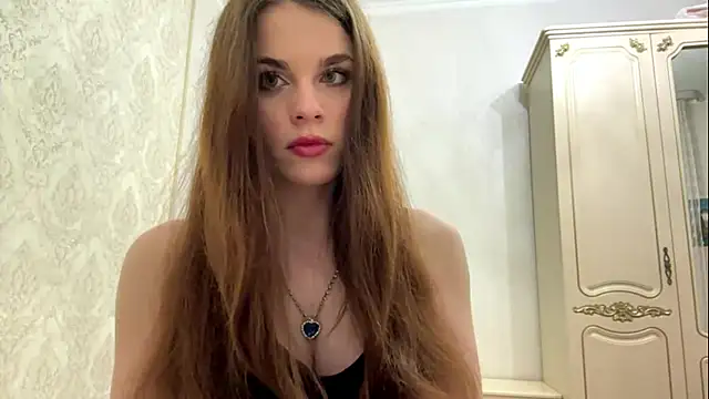 JeniceSourwine online show from June 2026 06:18:02 PM