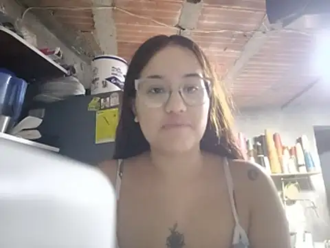Baby Lizzie online show from May 2026 02:18:01 AM