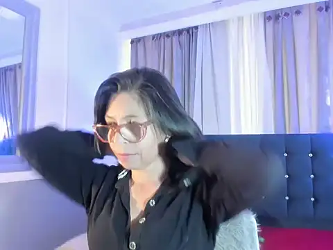 lena gray online show from May 2026 01:29:02 PM