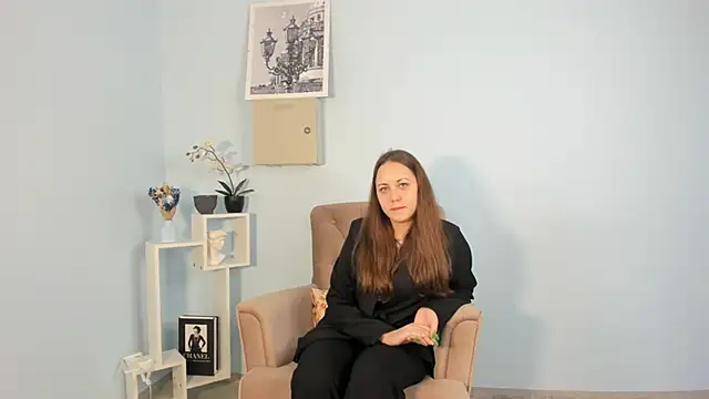KarineDenick online show from May 2026 06:32:01 AM