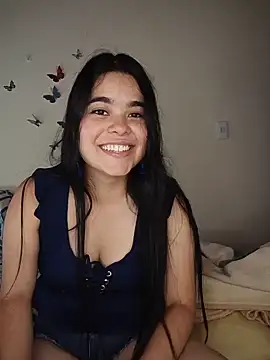 MiiaHott W online show from May 2026 02:56:02 PM