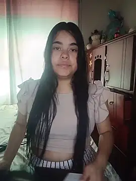 MiiaHott W online show from June 2026 01:48:02 PM