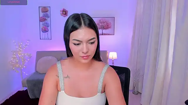 Emma Moretti1 online show from May 2026 08:26:02 PM