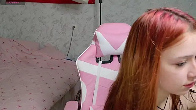 Luvellia online show from June 2026 05:32:02 AM