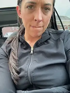 JosieX14 online show from June 2026 05:35:01 PM