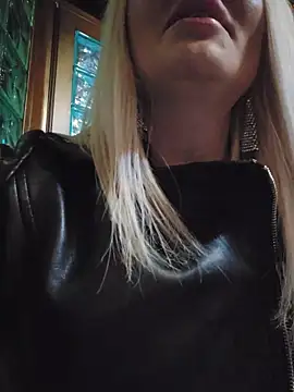 MILFBARBY online show from February 2026 08:10:01 AM