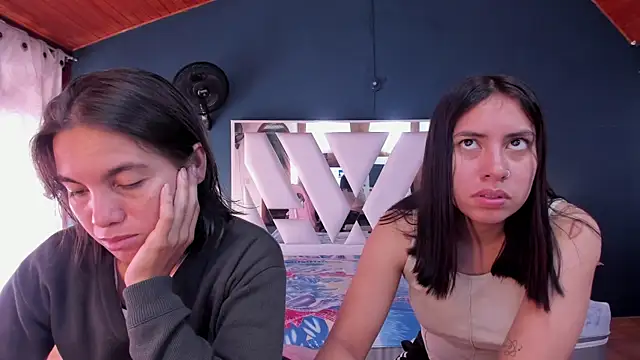 Soffy and Emily online show from June 2026 01:20:02 PM