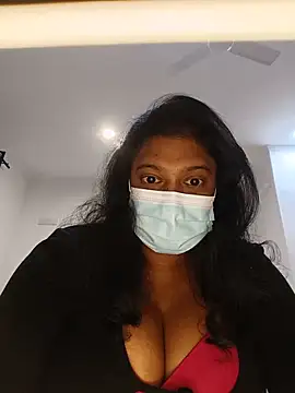 Xbees CT online show from June 2026 06:57:01 PM