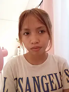 Snapshot of sweetpinayxxx chatting on June 2026 02:16:01 AM sweetpinayxxx online show from June 2026 02:16:01 AM