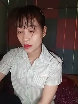 Logii x online show from May 2026 11:56:02 PM