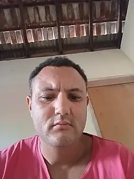 Snapshot of Helio0 chatting on July 2026 12:04:02 PM Helio0 online show from July 2026 12:04:02 PM