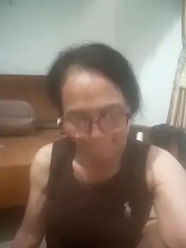 Vieekee online show from June 2026 10:46:01 PM