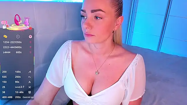 Snapshot of __Dasha__ chatting on May 2026 08:24:02 PM Dasha online show from May 2026 08:24:02 PM