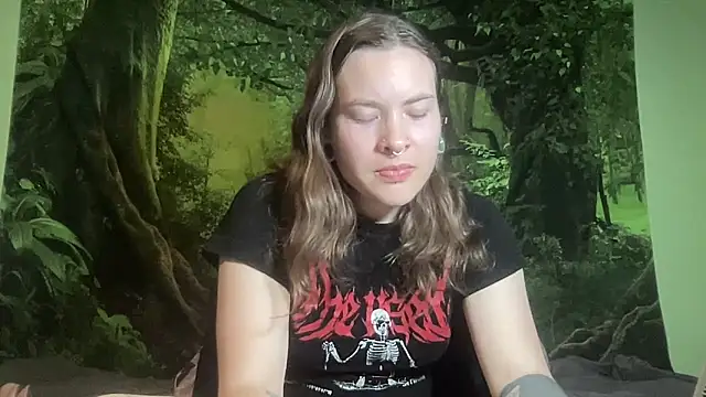 mo0ngoddess online show from April 2026 04:16:01 AM