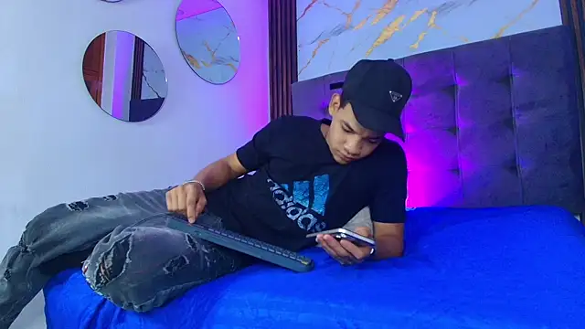 bick jhonn online show from May 2026 07:33:01 PM