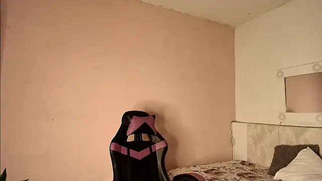 Prim Rosse online show from May 2026 04:40:02 AM