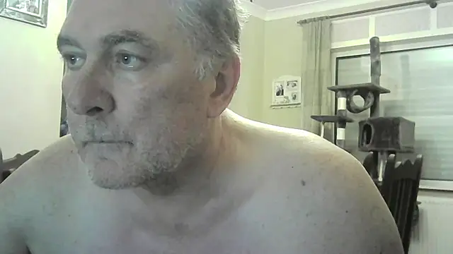 Snapshot of edje59a chatting on November 2025 07:18:01 AM edje59a online show from November 2025 07:18:01 AM